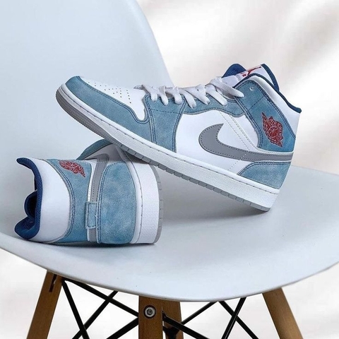 289 - Giày Nike Air Jordan 1 MID FRENCH BLUE DN3706 401 [HÀNG CHÍNH HÃNG]