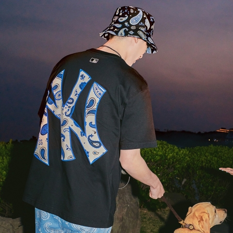 540 -  Áo MLB NY Paisley Logo - NY Hoa Xanh - Đen - Code 3ATSI0333-50BKS [HÀNG CHÍNH HÃNG]