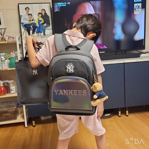 930 -  Balo MLB Jack LED School Bag New York Yankees Gray - Code 7LBKB024N-50GRD [HÀNG CHÍNH HÃNG]
