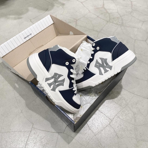 578  -  GIÀY MLB CHUNKY LINER HIGH NEW YORK YANKEES 3ASXCB12N-50NYD [HÀNG CHÍNH HÃNG]