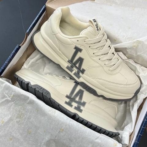 572  -  Giày MLB Korea Chunky Runner Basic New York Yankees Cream - 3ASHCRB3N-50CRS [HÀNG CHÍNH HÃNG]