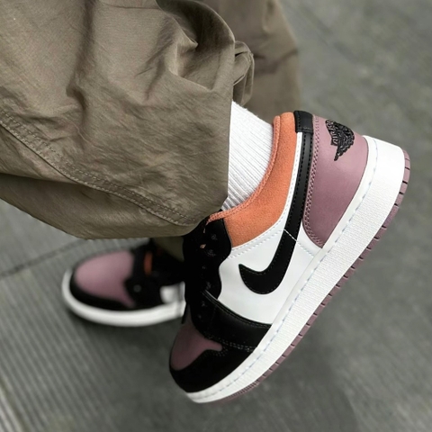 761 - Giày Nike Air Jordan 1 Low SE Sky J Mauve GS FB9908 102 [HÀNG CHÍNH HÃNG]