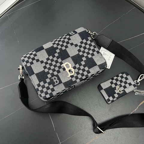 1219 - Túi MLB Checkerboard Jacquard Crossbody Boston Red Sox 3ACRM062N-43BKS [HÀNG CHÍNH HÃNG]