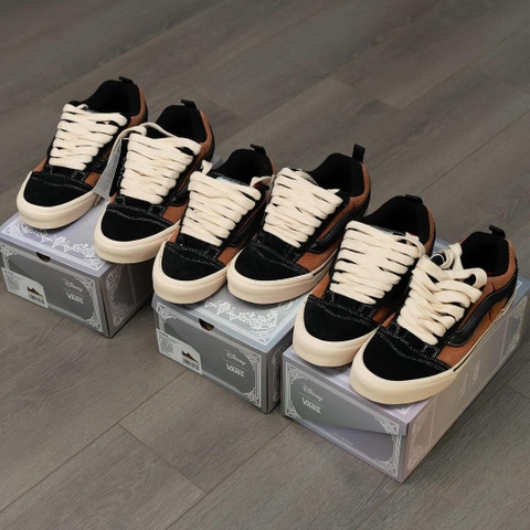 911 -  Giày Vans Knu Skool Disney - Code VN0009QCYS8 [HÀNG CHÍNH HÃNG]