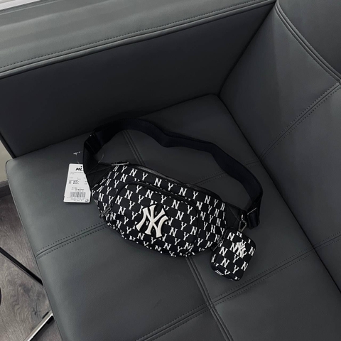 895 -  Túi MLB Monogram Hip Sack New York Yankees - Black - Túi Bao Tử - Code 3AHSM012N-50BKS [HÀNG CHÍNH HÃNG]