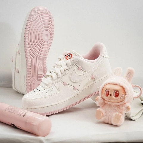 1345 - Giày Nike Air Force 1 Low Valentine’s Day 2025 HV5992-111 [HÀNG CHÍNH HÃNG]