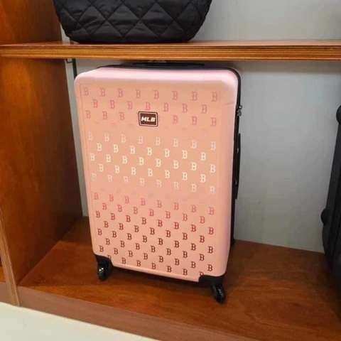 1009 -  Vali MLB Big B Classic Monogram Monative - Size Cabin 22 Xách Tay - Hồng Pink - Code 3AHH0014N 43PKM [HÀNG CHÍNH HÃNG]