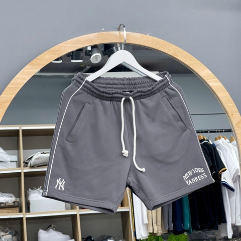 1237 - Quần New Era NY Xám Sọc Trắng [HÀNG CHÍNH HÃNG]