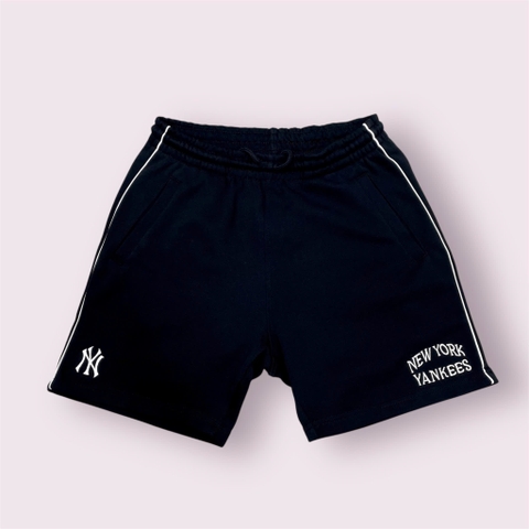 1238 - Quần New Era NY Đen Sọc Trắng [HÀNG CHÍNH HÃNG]