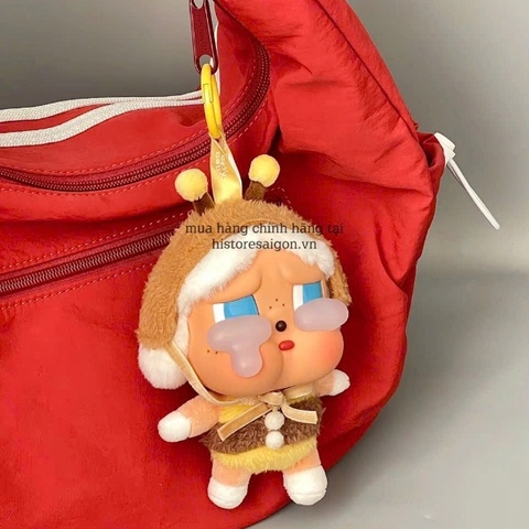 1373 - Crybaby Crying Again Ong Bee I'll Bring You A Flower - Mô Hình Gấu Bông Art Toy POP MART CRYBABY Crying Again Series-Vinyl Face Plush Code 12403190031 [HÀNG CHÍNH HÃNG]