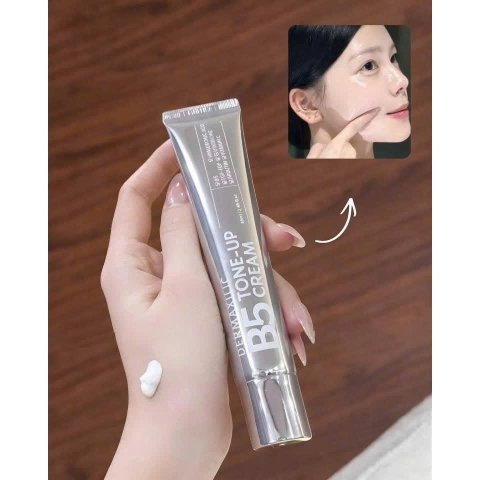 Kem Dưỡng Ban Ngày Nâng Tông, Phục Hồi Và Chống Nắng Đa Năng Dermaxilic B5 Tone-Up Cream
