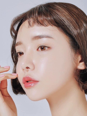 B01- Tinh chất vitamin C 561 ESTHE PRO 100ml (42ea)