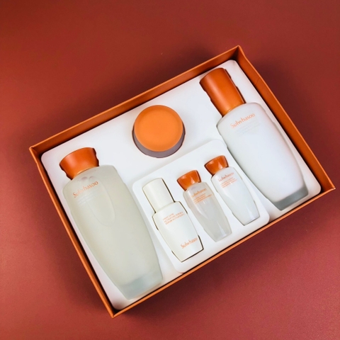 Set dưỡng da sulwhasoo 2sp trắng mới 140kw (10ea)