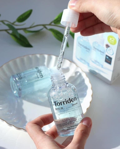 Tinh chất cấp nước siêu căng bóng Torriden 50ml (96ea)