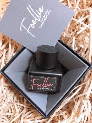 B01-(HĐ) Nước hoa vùng kín FOELLIE màu đen (100ae)