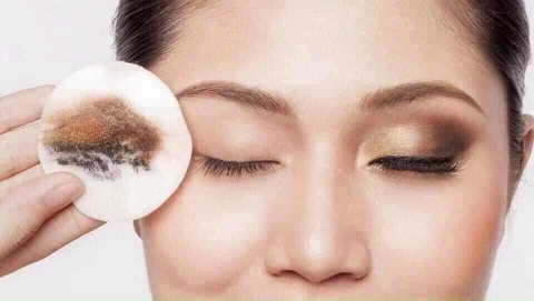 B01-Nước tẩy trang Ohui 300ml 28kw (30ea)