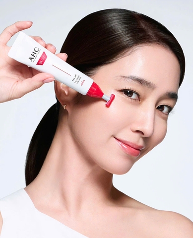 Kem dưỡng mắt nâng cơ và giảm nếp nhăn AHC Capsule Infused Eye 40ml