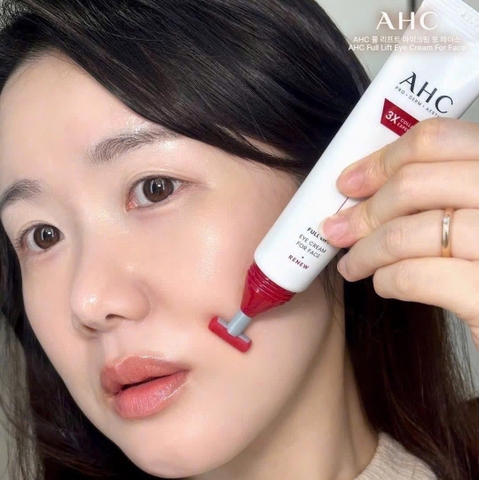 Kem dưỡng mắt nâng cơ và giảm nếp nhăn AHC Capsule Infused Eye 40ml