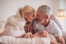 Phụ Nữ Tuổi 50 Vẫn Có Ham Muốn Chứ? Câu Trả Lời Khiến Nhiều Người Ngạc Nhiên