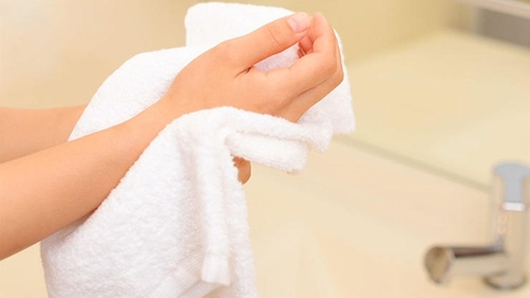 Lần Đầu Quan Hệ Có Nên Dùng Gel Bôi Trơn? Chuyên Gia Giải Đáp Chi Tiết Cho Người Mới