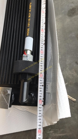 Két dầu thủy lực SDLG