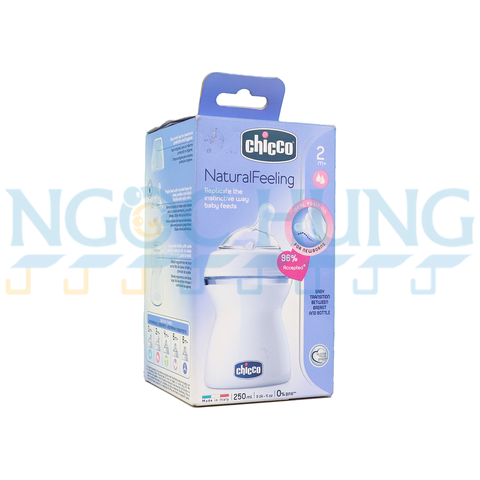 Bình sữa núm nghiêng Chicco 250ml