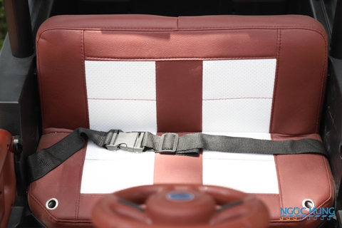 Xe ô tô điện địa hình cho bé KP-6688 (Ghế da)