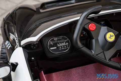 Xe ô tô điện cho bé Ferrari police F8