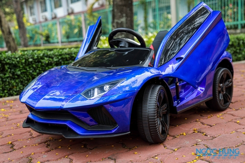 Xe ô tô điện lamborghini có sơn LT-998