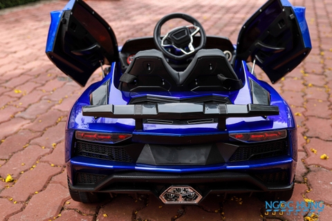 Xe ô tô điện lamborghini có sơn LT-998