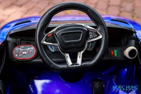 Xe ô tô điện lamborghini có sơn LT-998