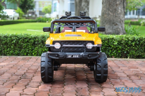 XE ô tô điện cho bé SF-699