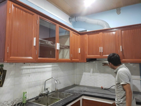 Tủ để bát khung sắt cánh nhôm kích thước rộng 1200 x sâu 350 x cao 600 mm 2 ngăn .1 giá inox để bát .