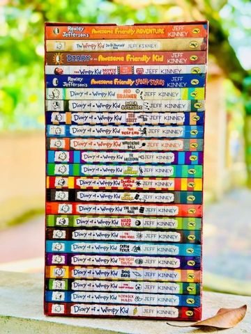 DIARY OF A WIMPY KID - 23 quyển  ( Hộp nhập)