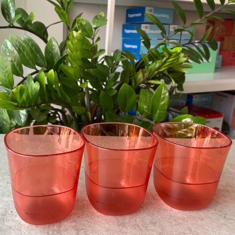 Cốc Tupperware 230ml - màu đỏ