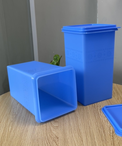 Hộp Trữ Khô Dáng Cao Saltine Saver Tupperware - Blue Iris