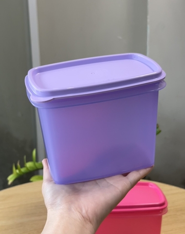 Hộp Trữ Khô Shelf Saver 820ml Tupperware Kèm Muỗng Gài