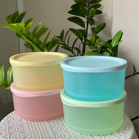 Hộp  Tupperware Tròn Trữ Khô Mát Round Stax 530ml - 4 màu - Tupperware Chính Hãng