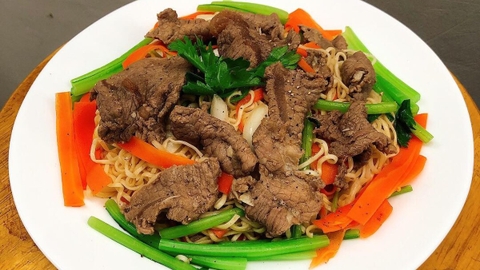 Mỳ Xào Bò