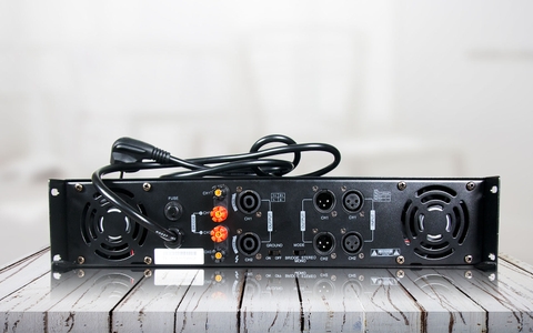 Cục đẩy công suất VinaKTV AM A350 - Hàng chính hãng