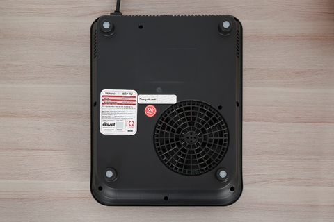 Bếp từ Makano MKT-100004