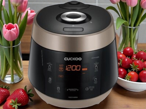 Nồi cơm áp suất điện tử 1,8L Cuckoo CRP-PK1000S đen vàng-Korean