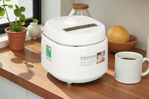 Nồi cơm điện tử Panasonic 1.8 lít SR-DK184WRA