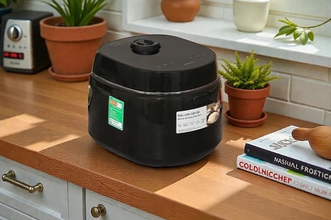 Nồi cơm điện tử Panasonic 1.8 lít SR-DM184KRA