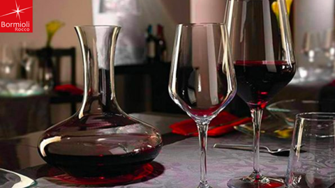 Bình Decanter - Bí Mật Nâng Tầm Trải Nghiệm Rượu Vang