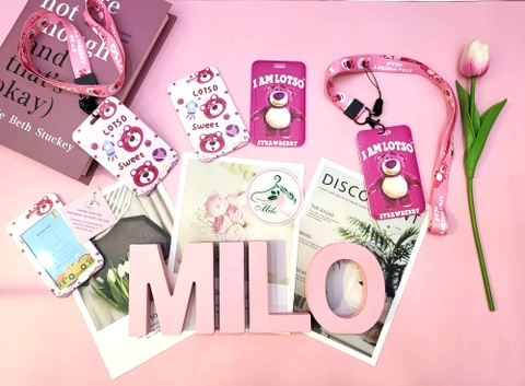 Thẻ tên gấu Lotso cute kèm dây đeo thẻ
