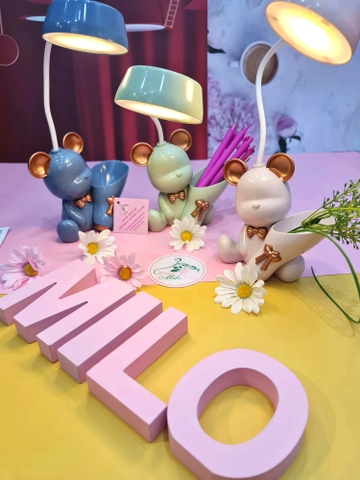 Đèn ngủ để bàn hình gấu Bearbrick có ống cắm bút