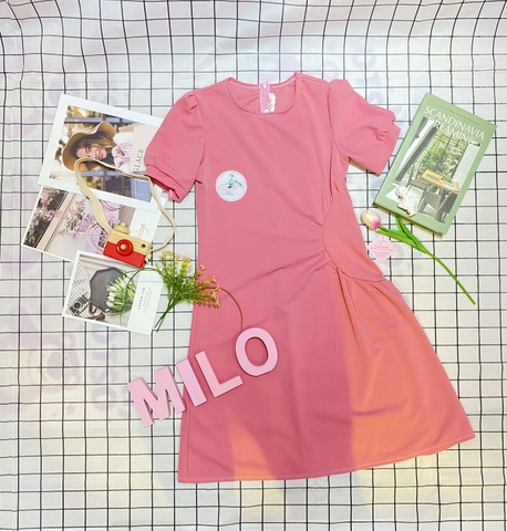 Đầm body tay bo xoắn eo - màu hồng