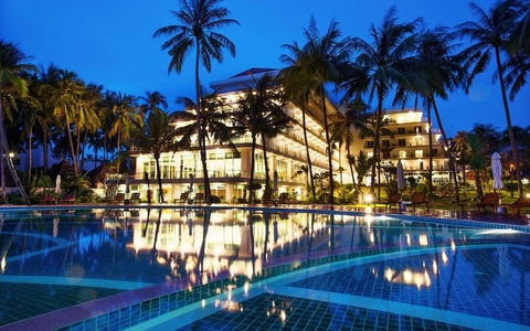Khách Sạn Mường Thanh Holiday Mũi Né
