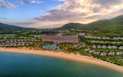 Vinpearl Discovery Sealink Nha Trang